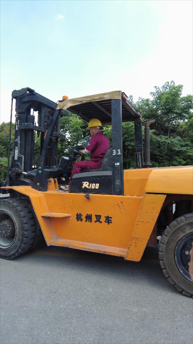 交车现场-出租一台10吨叉车杭叉柴油款-合肥浙杭叉车